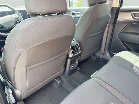 New 2026 Kia Sportage LX AWD/4WD image 13