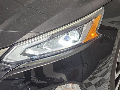 Used 2020 Nissan Altima 2.5 SR FWD image 28