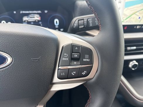 New 2026 Ford Explorer Active image 32