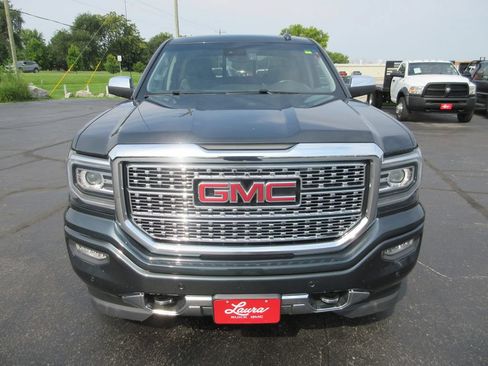 Used 2018 GMC Sierra 1500 Denali w/ Denali Ultimate Package AWD/4WD image 14