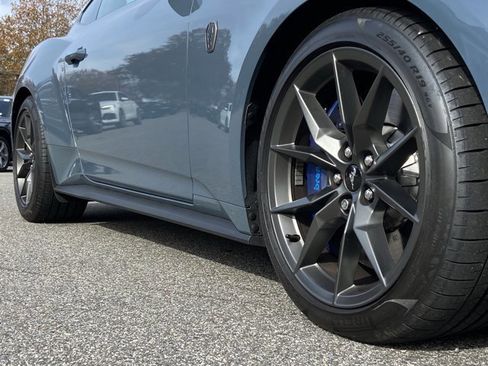 Used 2024 Ford Mustang Dark Horse image 9