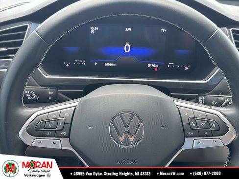 Used 2023 Volkswagen Tiguan SE FWD image 22