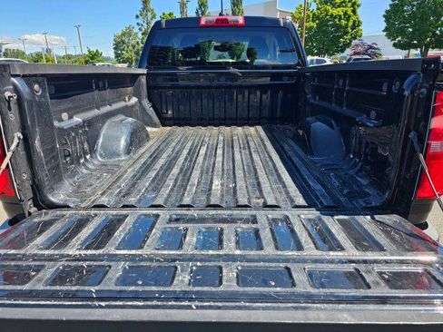 Used 2022 Chevrolet Colorado LT w/ Fleet Safety Package RWD image 16