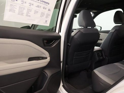 New 2026 Subaru Forester Premium AWD/4WD image 27