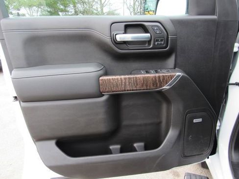 Used 2021 GMC Sierra 1500 Denali w/ Denali Ultimate Package image 11