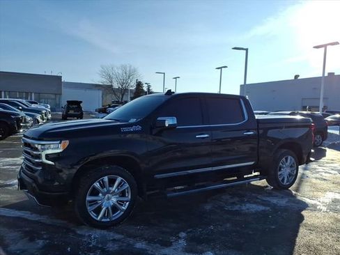 Used 2024 Chevrolet Silverado 1500 High Country w/ High Country Premium Package image 13
