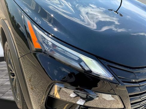 New 2026 Nissan Rogue Dark Armor AWD/4WD image 35