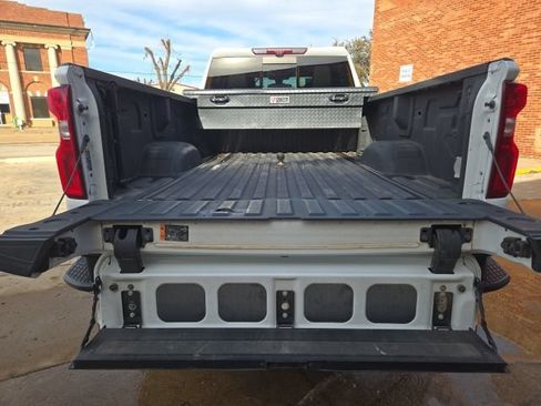 Used 2022 Chevrolet Silverado 3500 LTZ w/ LTZ Texas Edition AWD/4WD image 17
