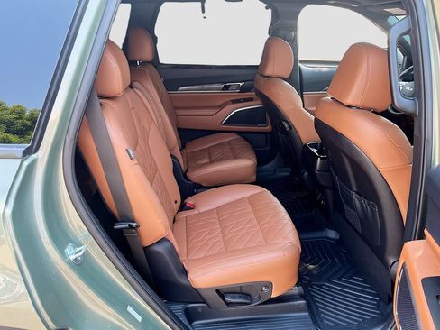 Used 2025 Kia Telluride EX X-Line AWD/4WD image 29
