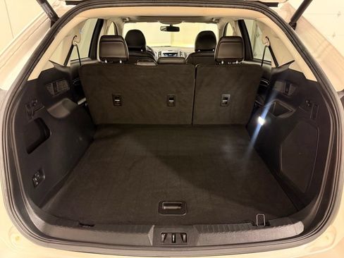 Used 2017 Ford Edge Titanium w/ Equipment Group 301A FWD image 11