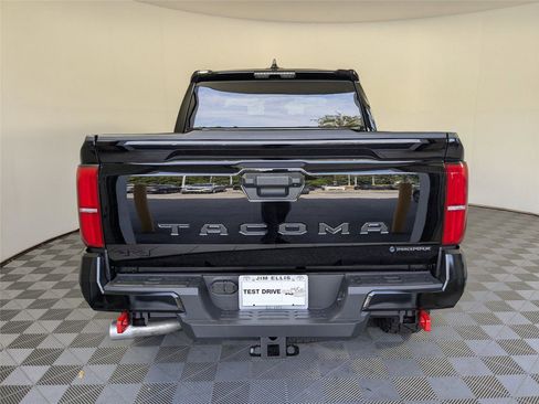 New 2025 Toyota Tacoma TRD Off-Road image 22