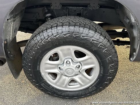 Used 2010 Toyota Tundra Grade image 12