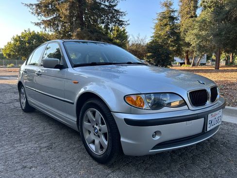 Used 2005 BMW 325i Sedan RWD image 7