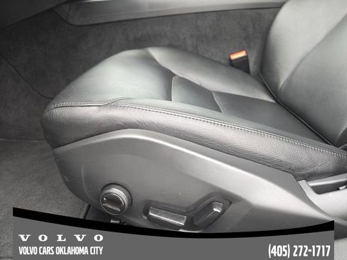 Certified 2025 Volvo S60 B5 Core FWD image 18