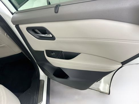 Used 2023 Nissan Rogue SL w/ SL Premium Package AWD/4WD image 30