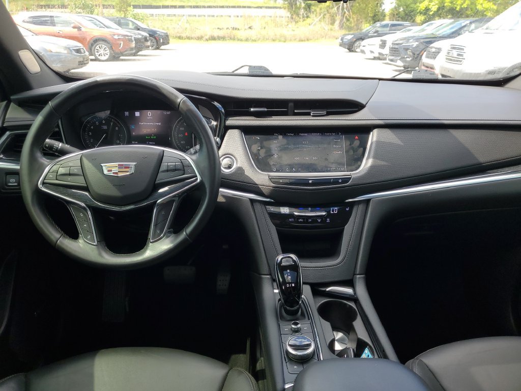 Used 2020 Cadillac XT5 Premium Luxury AWD/4WD image 18