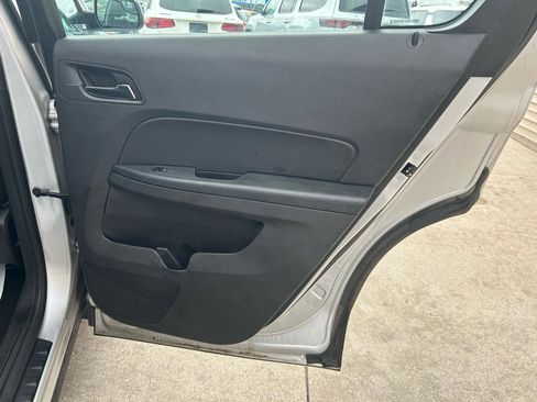 Used 2013 Chevrolet Equinox LS image 15