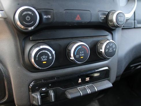 Used 2021 RAM 1500 Big Horn image 23