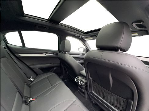 New 2026 Alfa Romeo Stelvio Sprint AWD/4WD image 27
