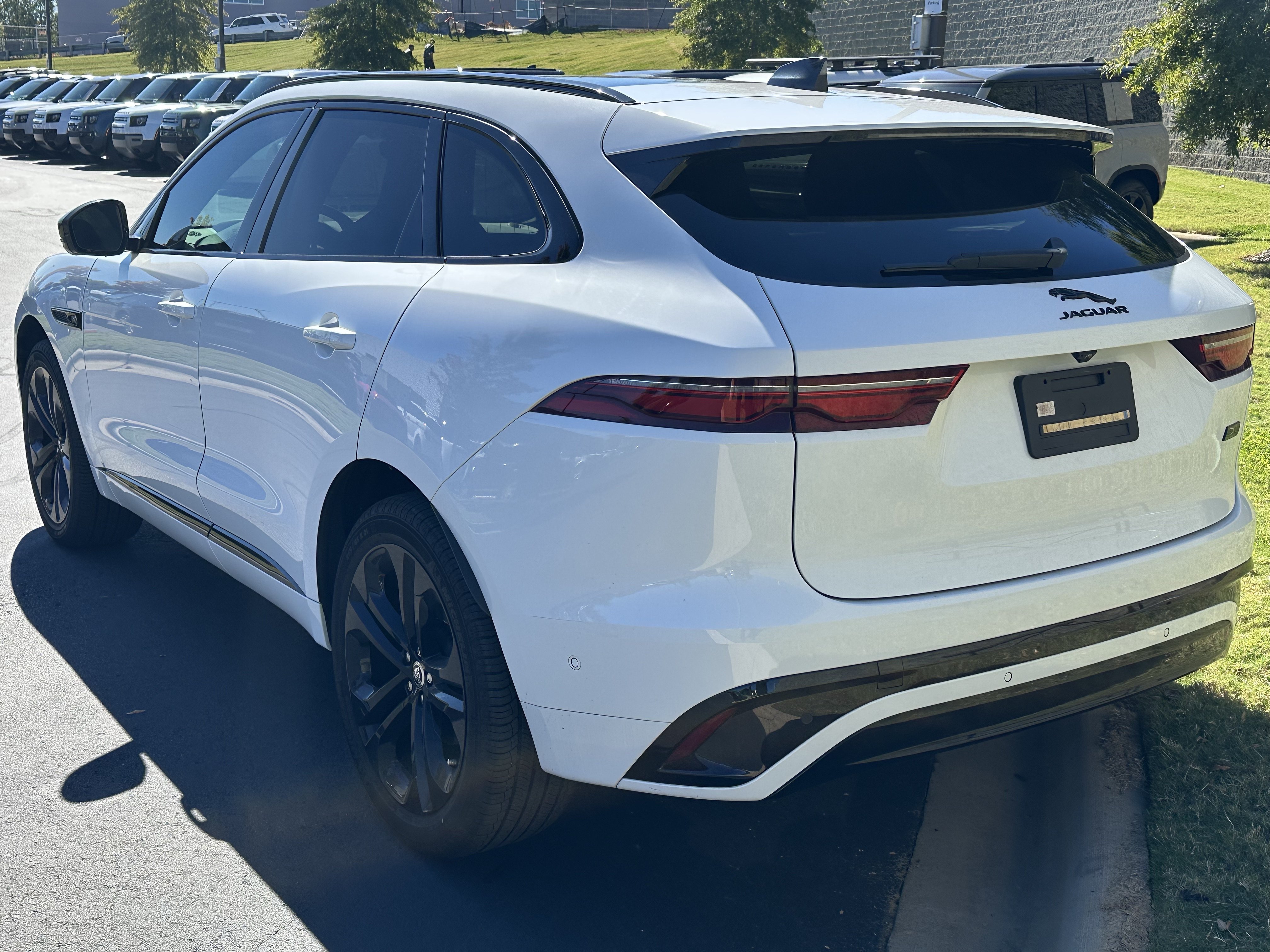 Used 2026 Jaguar F-PACE R-Dynamic S AWD/4WD image 5