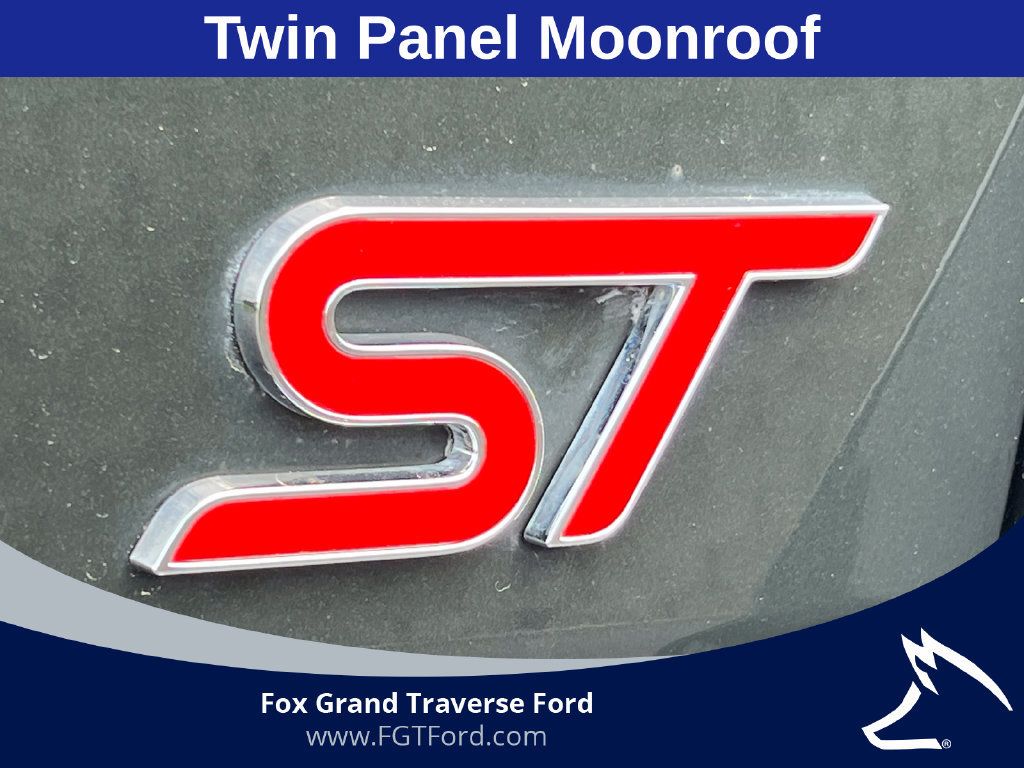 Used 2023 Ford Explorer ST w/ Equipment Group 401A AWD/4WD image 2