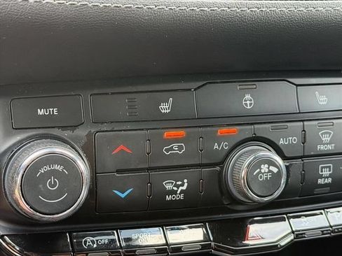 Used 2022 Dodge Durango GT AWD/4WD image 24