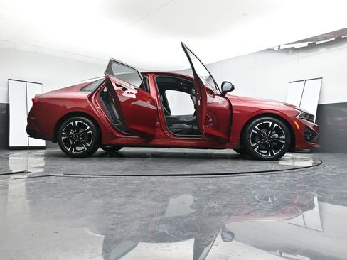 Used 2023 Kia K5 GT-Line image 37