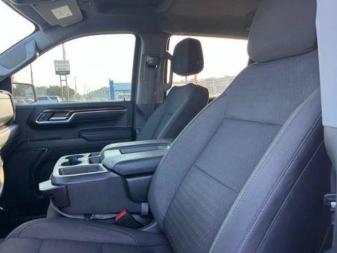 Used 2023 GMC Sierra 1500 SLE w/ Preferred Package AWD/4WD image 8