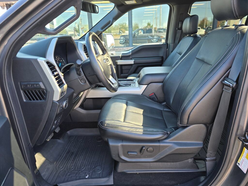 Used 2019 Ford F150 Lariat w/ Equipment Group 502A Luxury AWD/4WD image 17