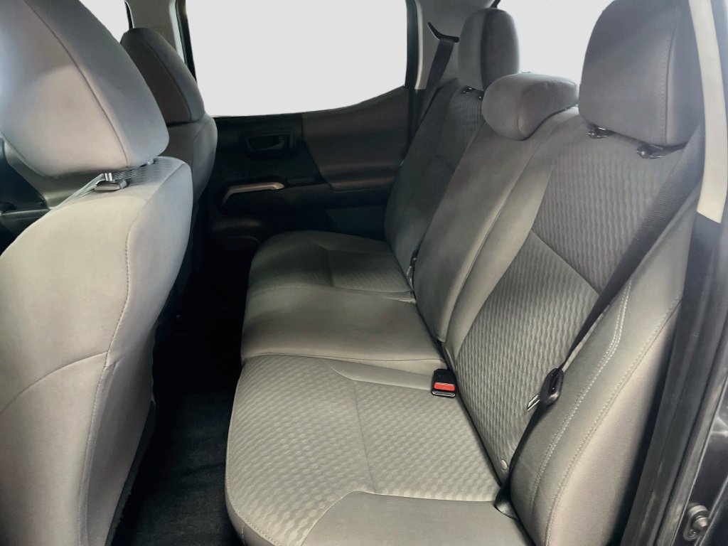 Used 2022 Toyota Tacoma SR5 RWD image 24