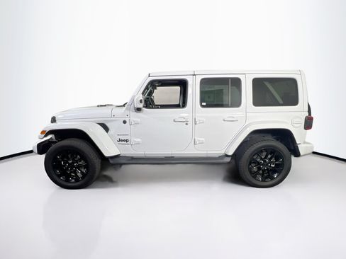 Used 2021 Jeep Wrangler Unlimited Sahara AWD/4WD image 8