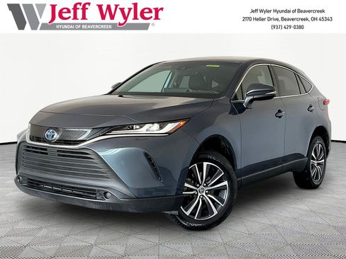 Used 2023 Toyota Venza LE AWD/4WD image 1