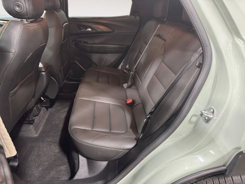 Used 2025 Chevrolet TrailBlazer ACTIV w/ Convenience Package FWD image 14
