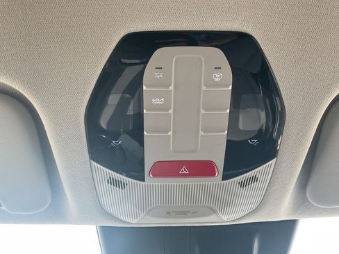 Used 2025 Kia K4 FWD image 15