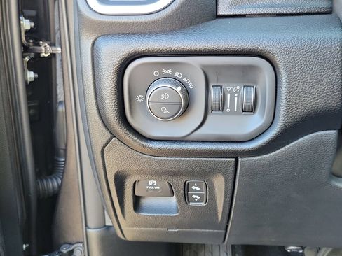New 2026 RAM 1500 Big Horn AWD/4WD image 13