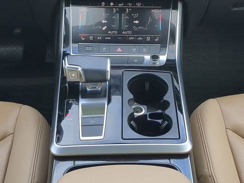 Used 2020 Audi Q7 2.0T Premium Plus w/ Premium Plus Package image 17