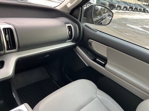 Used 2025 Ford Expedition Max Active image 20