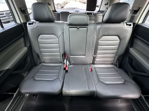 Used 2022 Volkswagen Atlas SEL Premium AWD/4WD image 15