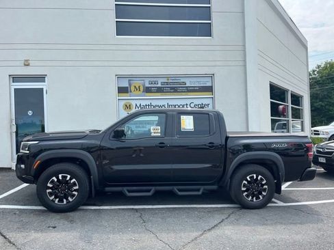 Used 2024 Nissan Frontier PRO-4X w/ Technology Package AWD/4WD image 2