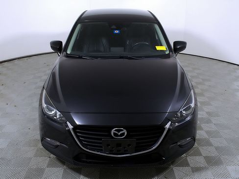 Used 2018 MAZDA MAZDA3 Touring image 4