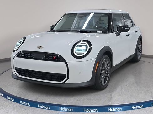 Used 2025 MINI Cooper S image 1