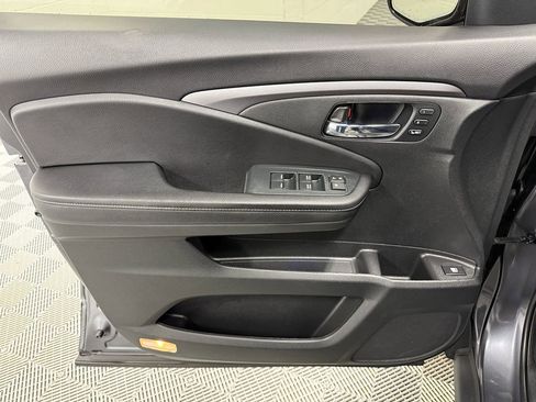 Used 2023 Honda Ridgeline RTL-E image 9