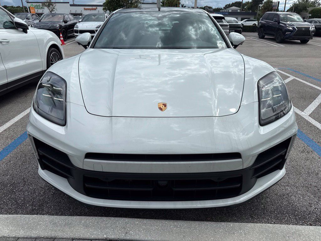 Certified 2025 Porsche Panamera RWD image 40