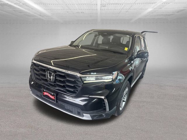 Used 2023 Honda Pilot EX-L image 3