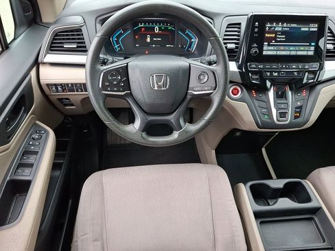 Used 2019 Honda Odyssey EX image 13