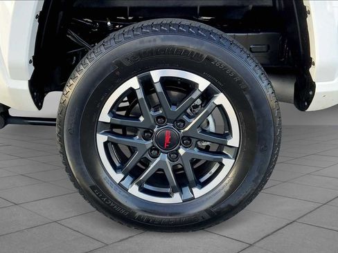 Used 2024 Toyota Tacoma TRD Sport image 10