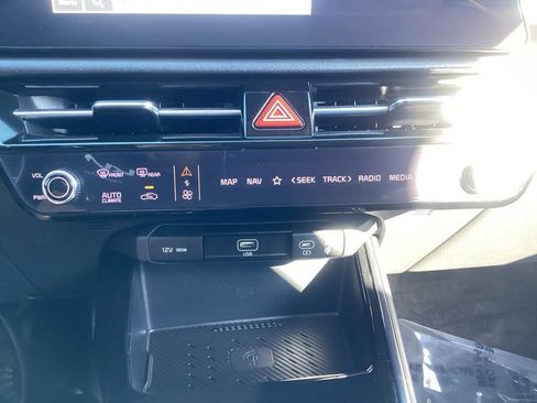 Used 2023 Kia Niro Wind FWD image 27