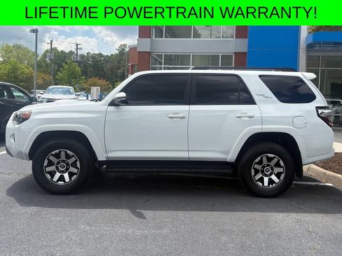 Used 2024 Toyota 4Runner TRD Off-Road Premium w/ Moonroof Package AWD/4WD image 2