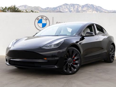 Used 2023 Tesla Model 3 Performance image 8