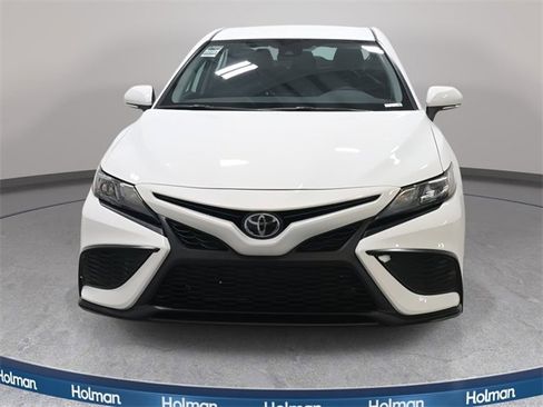 Certified 2023 Toyota Camry SE image 3